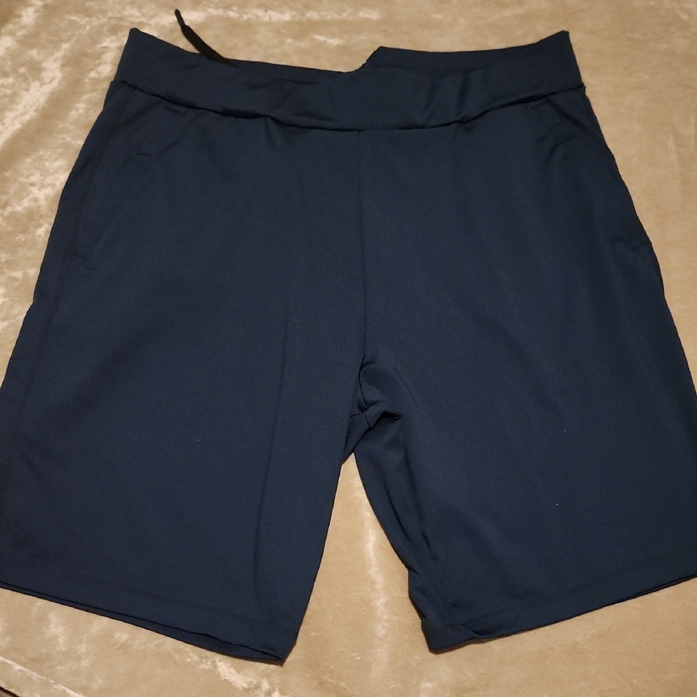 32 Degrees Cool Navy Shorts Sz XL